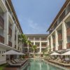 Отель Grand La Walon Hotel, фото 1