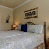 Отель Lazy Pelican - Two Bedroom Townhome, фото 6