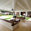 Отель "las Terrenas : Front Beach And Garden Villa With Private Staff" в Лас-Терренасе