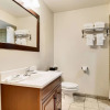 Отель Rodeway Inn & Suites Portland - Jantzen Beach, фото 23