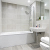 Отель Tudors eSuites Birmingham Apartments with Gated Parking, фото 8