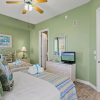 Отель Crescent at Miramar 403 - Seaside Sanctuary, фото 8