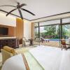 Отель The St. Regis Sanya Yalong Bay Resort, фото 4
