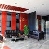 Отель Super 8 Wuhan Yangtze River Shui Guo Hu Branch, фото 1