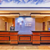 Отель Holiday Inn Express Hotel And Suites Clinton, фото 2