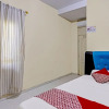 Отель OYO 92261 Aulia Homestay Syariah, фото 9