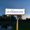 Отель The Gunnison Inn at Dos Rios Golf Course, фото 15