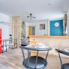 Отель le jungle chic de pontoise в Понтуазе