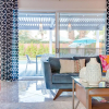 Отель Movie Colony Sun & Shade Holiday home 3, фото 11