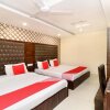 Отель Azaad Lifestyle Hotel by OYO Rooms, фото 6