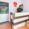 Отель OYO 12161 Hotel Madhur Inn, фото 16