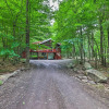 Отель Poconos Cabin < 11 Mi to Tobyhanna State Park!, фото 17