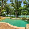 Отель The Above Casa Tranquility Lake Austin 5 Bedroom Estate, фото 15