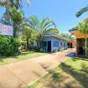 Отель Bargara Gardens Motel & Holiday Villas в Баргаре