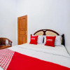 Отель OYO 90118 Hotel Diamond Syariah, фото 15