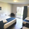Отель Cardwell Beachcomber Motel and Tourist Park, фото 3