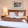 Отель Hilltop Inn and Suites, near Foxwoods Casino, фото 5