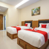 Отель RedDoorz Premium @ Jalan Cengkeh, фото 6