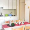 Отель Lovely Flat Just 400m From the Beach, фото 7