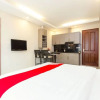 Отель OYO 779 Aisha Hotel And Apartment, фото 7