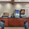 Отель Comfort Suites Grandville - Grand Rapids SW, фото 23