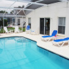 Отель Sarah's Hampton Lakes Villa *, фото 11