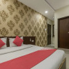 Отель Oyo 13114 Svs Luxury Rooms, фото 22