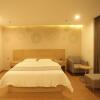 Отель GreenTree Inn Hefei Huaxia International Chabocheng Branch, фото 4