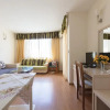 Отель Quiet One Bedroom Apartment with Balcony, фото 4
