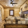 Отель Ern866 - Ole Smoky 3 Bedroom Cabin by RedAwning, фото 25