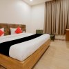 Отель Capital O 45604 Hotel Om Palace в Бхопале