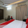 Отель OYO 28061 Amar Villa One, фото 24
