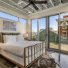 Отель Penthouse 2br/2ba in Warehouse Dist. by Domio, фото 5