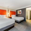Отель La Quinta Inn & Suites by Wyndham New Orleans Downtown, фото 21