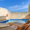 Отель Gozo Escape w Private Pool Terrace BBQ AC, фото 12