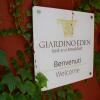 Отель Giardino Eden B&B в Неаполе