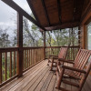 Отель Ern812 - Eagles Perch 2 Bedroom Cabin by RedAwning, фото 7