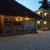 Отель White Dream Lodge & Restaurant, фото 1