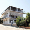 Отель THIRES Guesthouse, фото 1