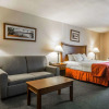 Отель Clarion Inn & Suites at the Outlets of Lake George, фото 6
