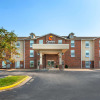 Отель Comfort Inn & Suites St. Louis - Chesterfield, фото 1