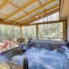 Отель Cozy Creekside Mountain Escape w/ Hot Tub!, фото 3