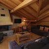 Отель Beautiful Chalet With A Fireplace Only 50M From The Slopes, фото 3