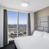 Отель Meriton Suites Herschel Street, фото 6