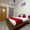 Отель OYO 8937 Ragu Residency, фото 18