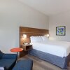 Отель Holiday Inn Express & Suites Corona, фото 42