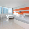 Отель Design Suites Miami Beach Apartments, фото 2