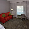 Отель Hampton Inn & Suites Fredericksburg, фото 7
