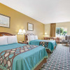 Отель Super 8 by Wyndham Daytona Beach, фото 5