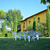 Отель Idyllic Holiday Home in Vinci With Swimming Pool, фото 1